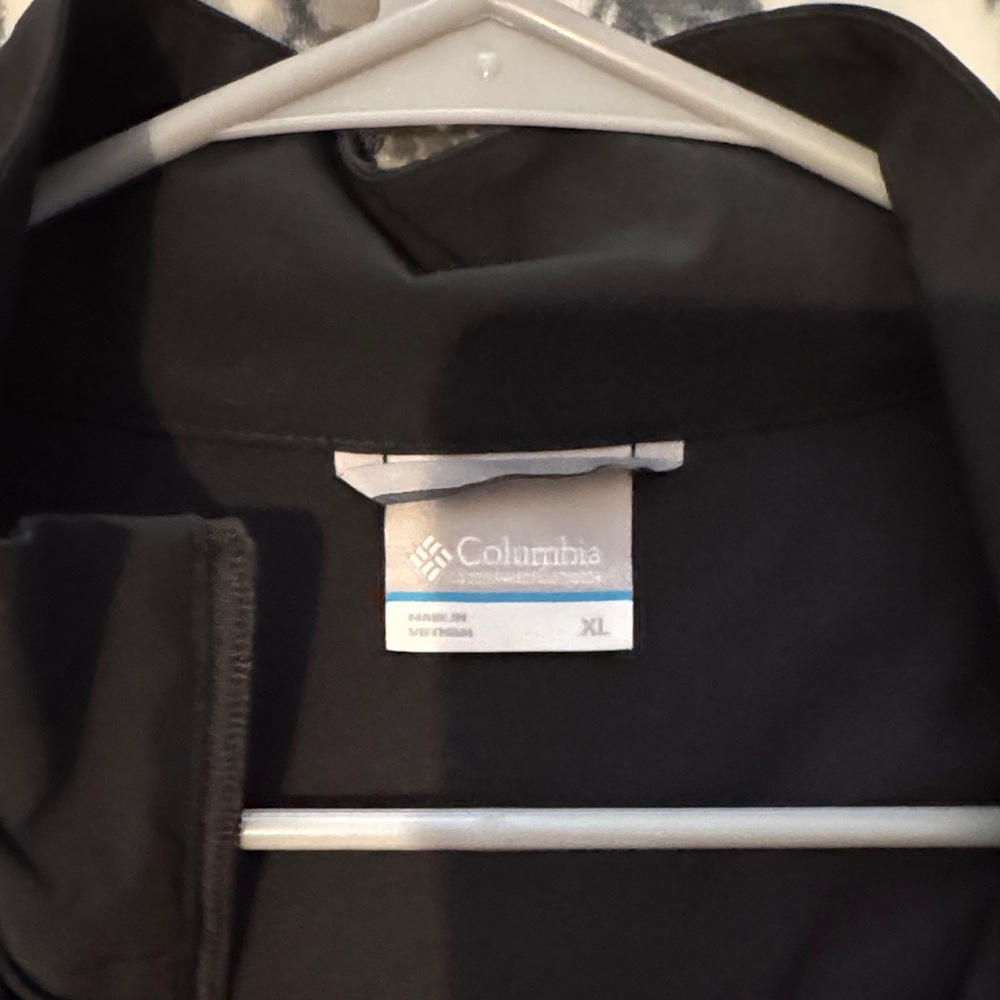 Columbia Black Lightweight Softshell Jacket - image 2